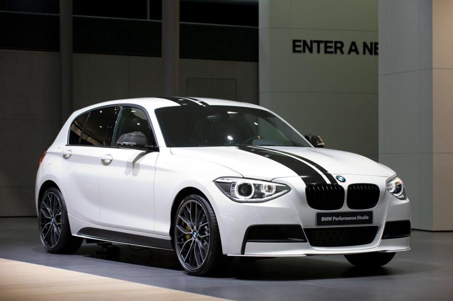  BMW 1-Series Performance 2012 года  (фото 1 из 3)